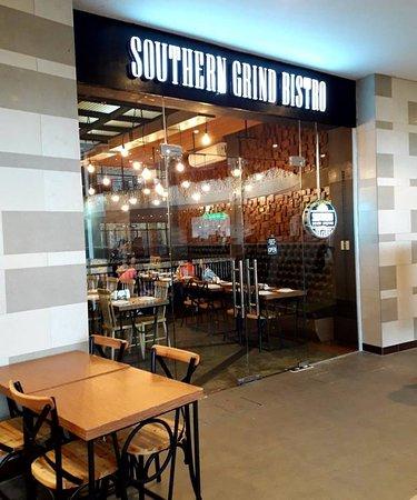 Southern Grind Bistro